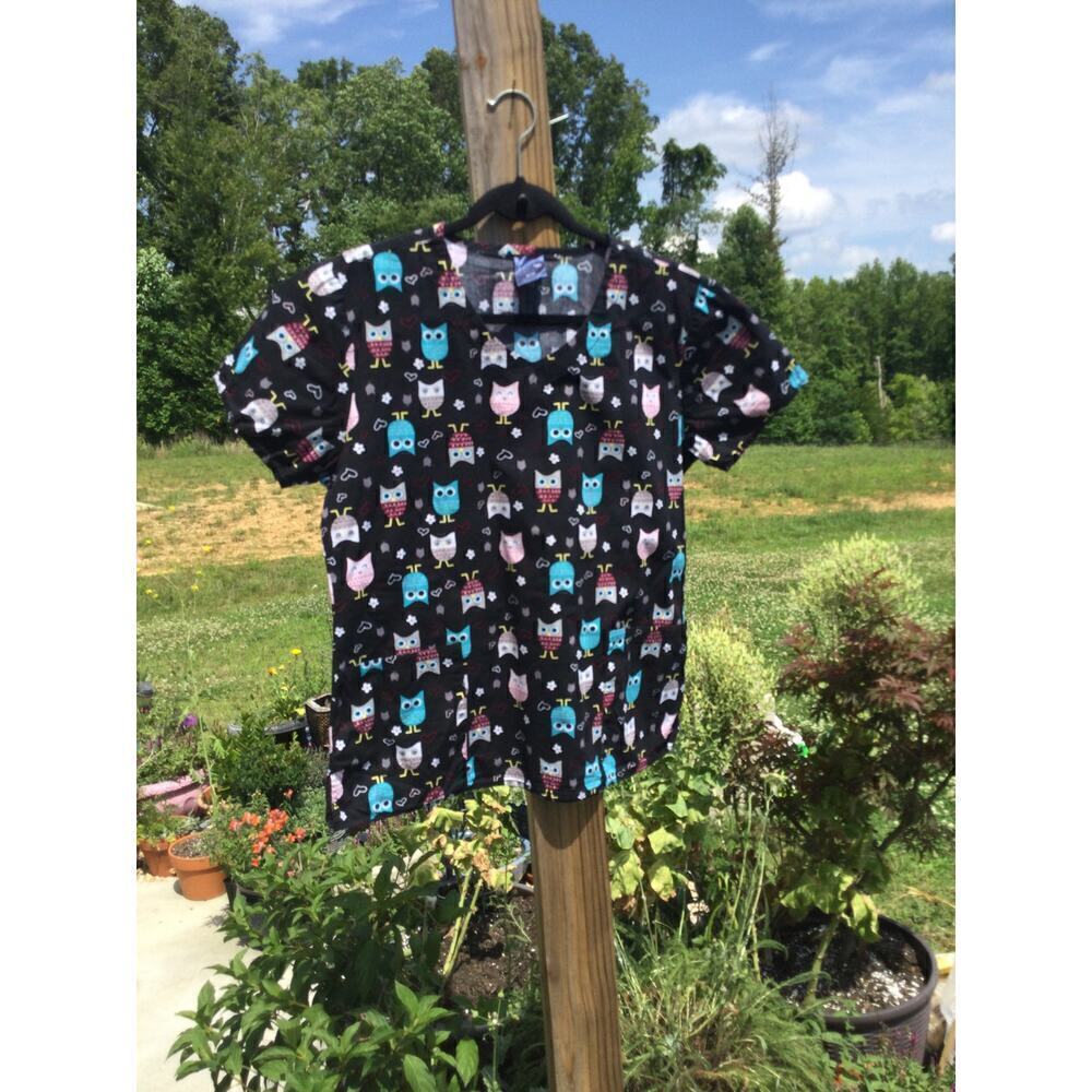 Zoe + Chloe scrub top womens sz M black pink owls birds‎ medical vet tech dental
